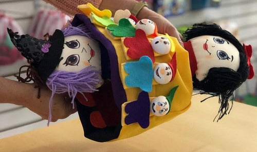 Boneca Branca de Neve que Vira Bruxa